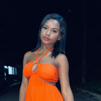 Foto de Perfil da Nayara
